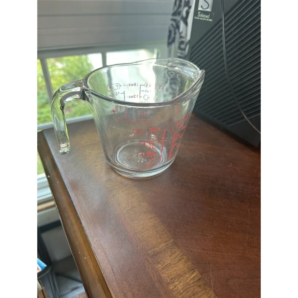 Anchor Hocking 2 Cup Glass Measuring Cup Red Letters Made in USA